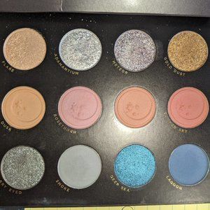 Lunar Beauty Eternal Eclipse Palette - Manny MUA